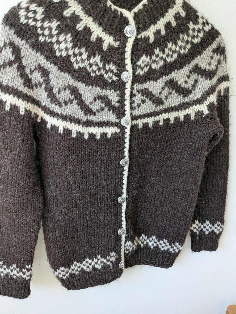 VTG Hand Knit Wool Fair Isle Cardigan Sweater Womens Small? - Picture 2 of 5
